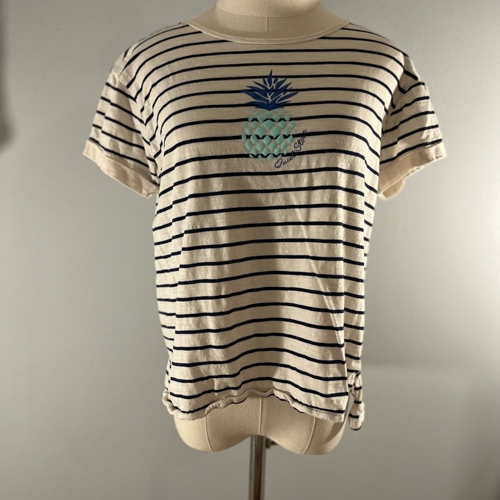 ✨This shirt is from Quiet Storm and size small✨